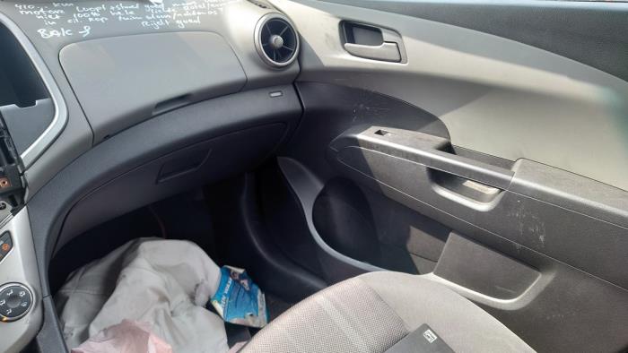 Chevrolet Aveo 1.3 D 16V Sloopvoertuig (2012, Zwart)