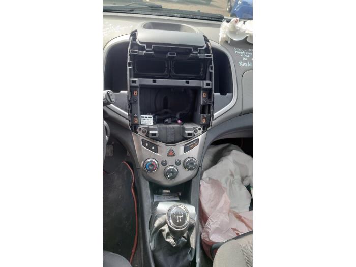 Chevrolet Aveo 1.3 D 16V Sloopvoertuig (2012, Zwart)