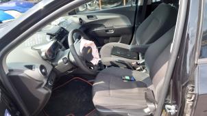 Chevrolet Aveo 1.3 D 16V Sloopvoertuig (2012, Zwart)