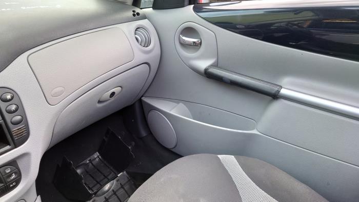 Citroen C3 Pluriel 1.4 HDi Sloopvoertuig (2004, Grijs)