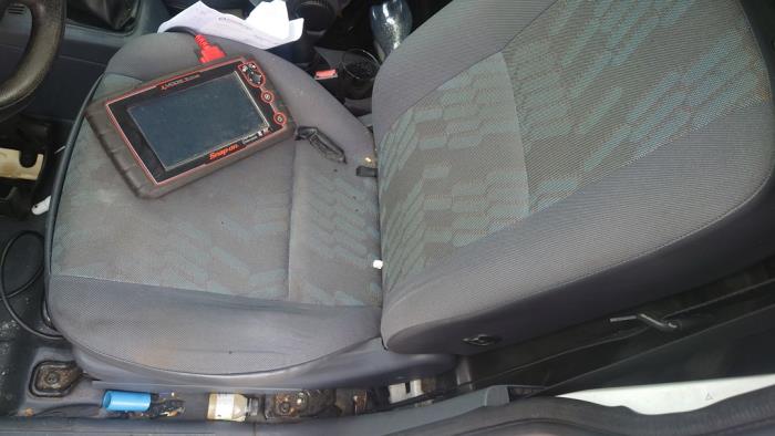 Ford Transit Connect 1.8 TDCi 110 Sloopvoertuig (2007, Graniet)