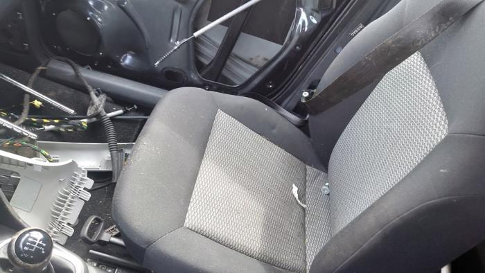 Volkswagen Polo V 1.2 TDI 12V BlueMotion Sloopvoertuig (2013, Zwart)