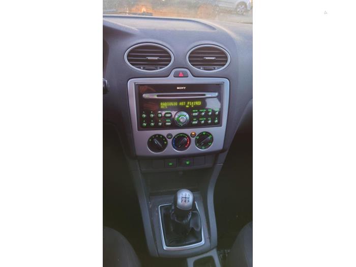 Ford Focus 2 Wagon 1.6 16V Sloopvoertuig (2005, Blauw)