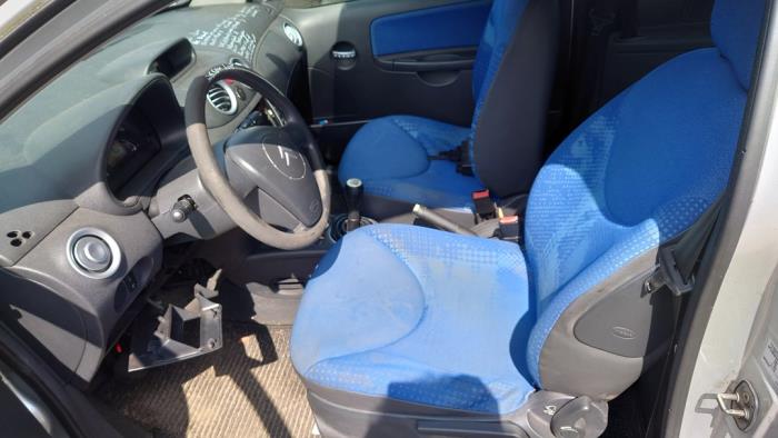 Citroen C2 1.1 Sloopvoertuig (2003, Grijs)