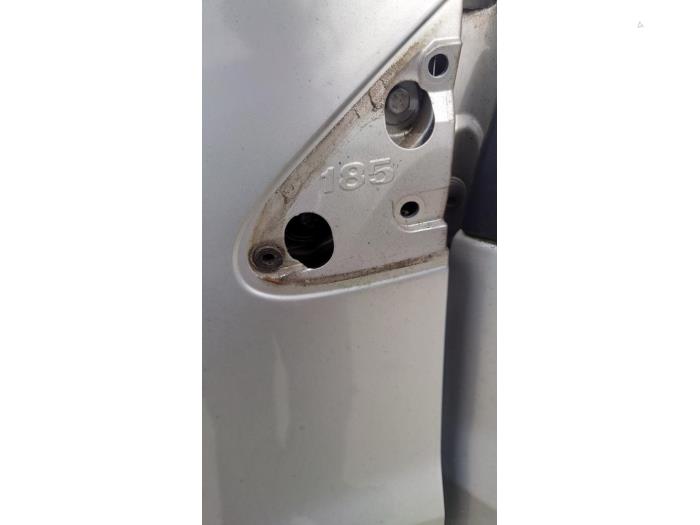 Renault Clio III 1.2 16V 75 Sloopvoertuig (2009, Grijs)