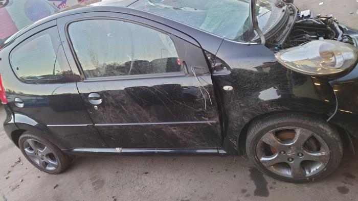 Peugeot 107 1.0 12V Sloopvoertuig (2009, Zwart)