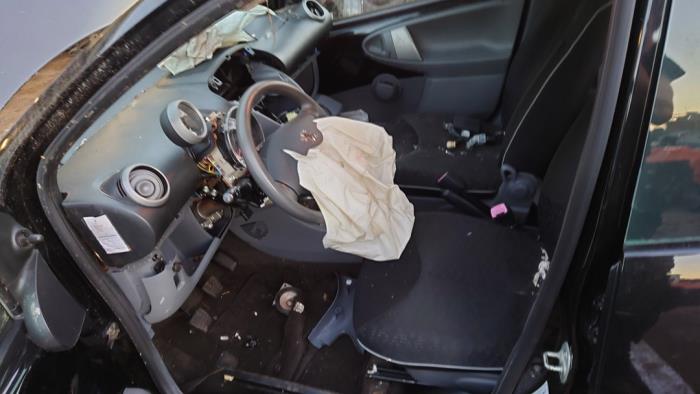 Peugeot 107 1.0 12V Sloopvoertuig (2009, Zwart)