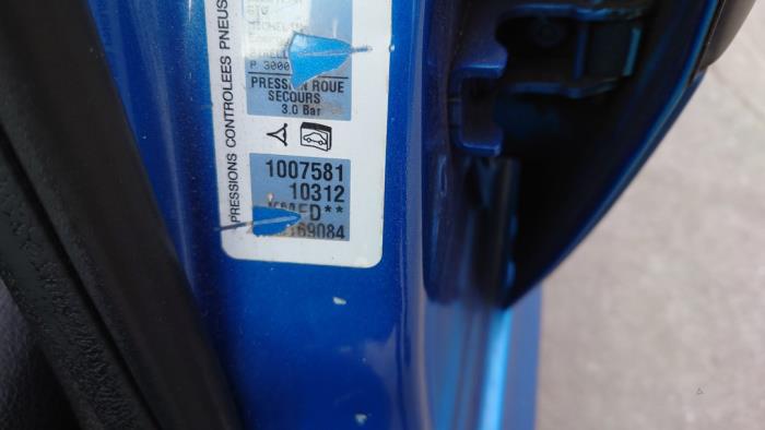 Peugeot 206 1.4 XR,XS,XT,Gentry Sloopvoertuig (2004, Blauw)