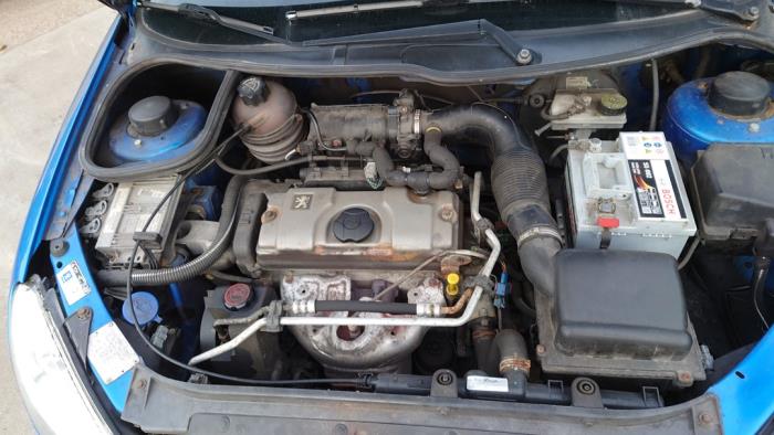 Peugeot 206 1.4 XR,XS,XT,Gentry Sloopvoertuig (2004, Blauw)