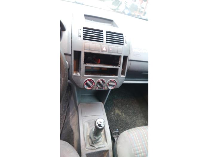 Volkswagen Polo IV 1.4 TDI 80 Sloopvoertuig (2008, Blauw)