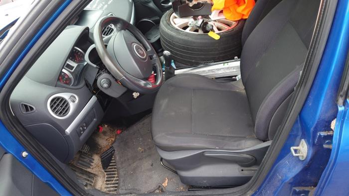 Renault Clio III 1.6 16V Sloopvoertuig (2007, Blauw)