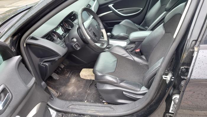 Citroen C5 III Tourer 1.6 16V THP 155 Sloopvoertuig (2011, Zwart)