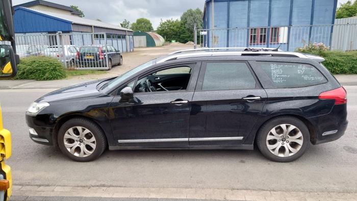 Citroen C5 III Tourer 1.6 16V THP 155 Sloopvoertuig (2011, Zwart)