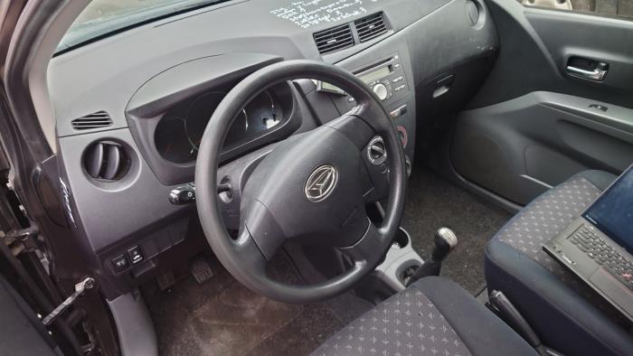 Daihatsu Cuore 1.0 12V DVVT Sloopvoertuig (2008, Zwart)