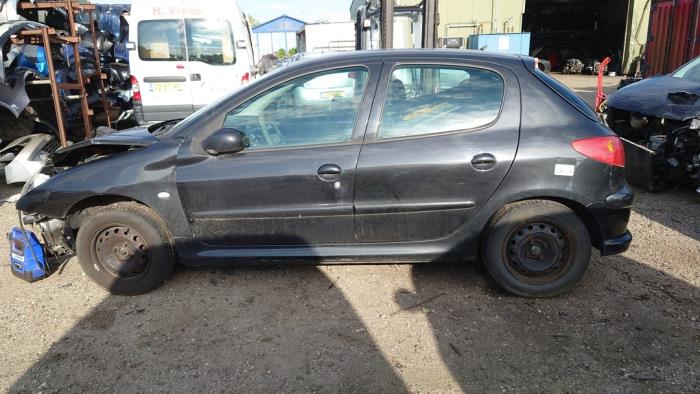 Peugeot 206 1.4 XR,XS,XT,Gentry Sloopvoertuig (2007, Zwart)