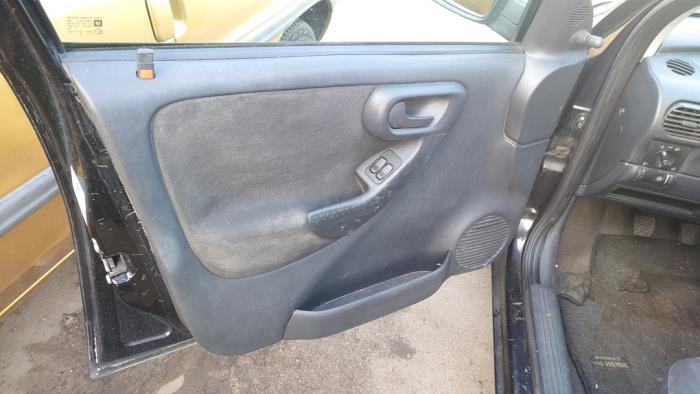 Opel Corsa C 1.3 CDTi 16V Sloopvoertuig (2006, Zwart)