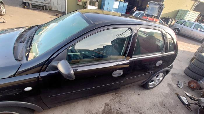 Opel Corsa C 1.3 CDTi 16V Sloopvoertuig (2006, Zwart)