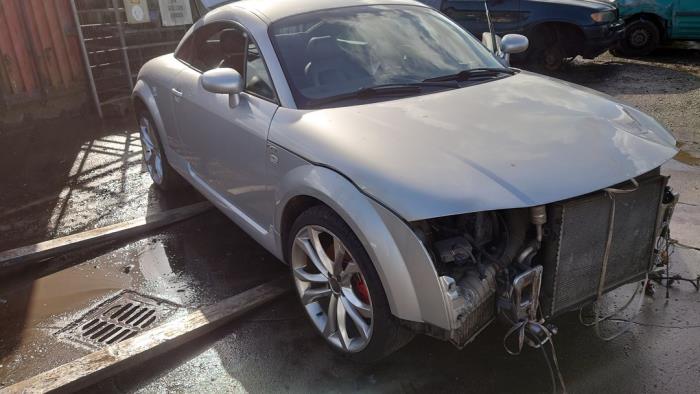Audi TT 1.8 20V Turbo Sloopvoertuig (1999, Grijs)