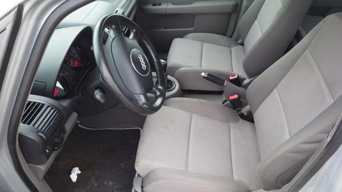 Audi A2 1.4 16V Sloopvoertuig (2001, Grijs)