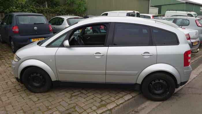 Audi A2 1.4 16V Sloopvoertuig (2001, Grijs)