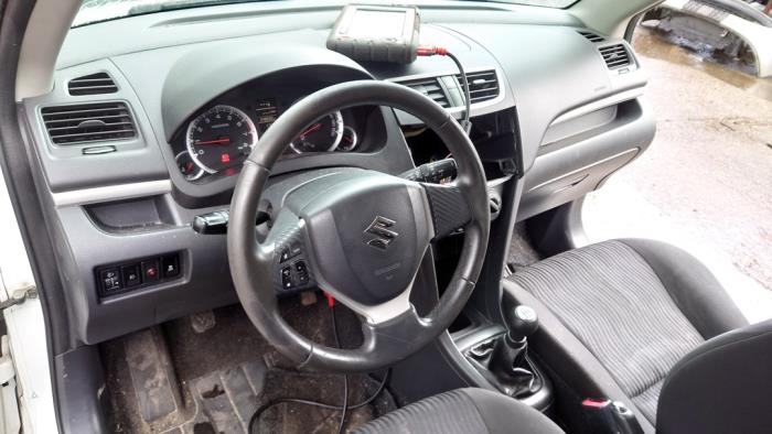 Suzuki Swift 1.2 16V Sloopvoertuig (2011, Wit)