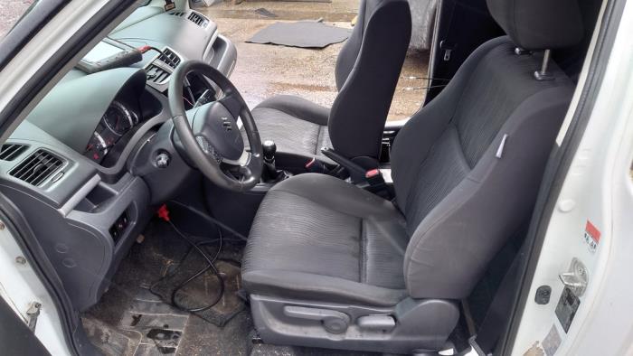 Suzuki Swift 1.2 16V Sloopvoertuig (2011, Wit)