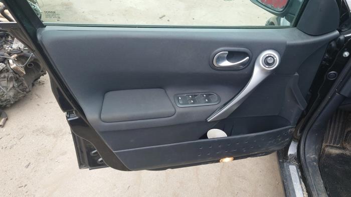 Renault Megane II Grandtour 2.0 16V Sloopvoertuig (2006, Zwart)