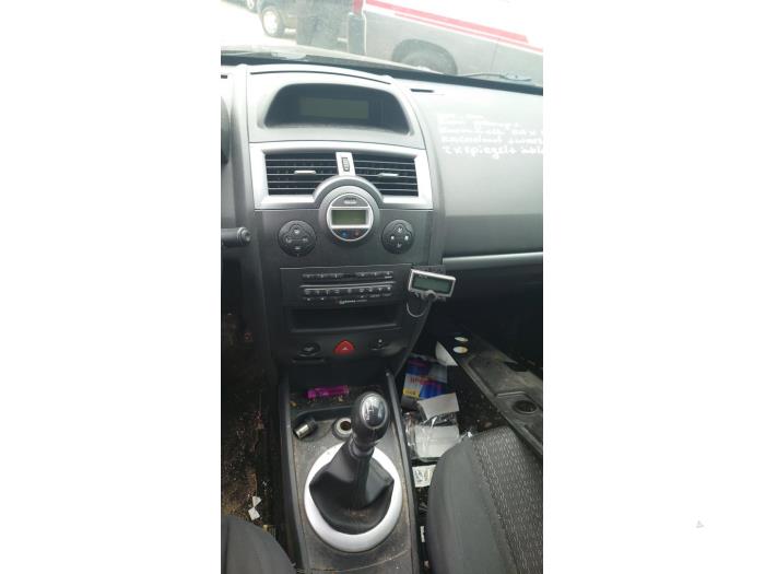 Renault Megane II Grandtour 2.0 16V Sloopvoertuig (2006, Zwart)