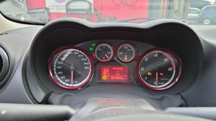 Alfa Romeo MiTo 1.3 JTDm 16V Eco Sloopvoertuig (2011, Wit)