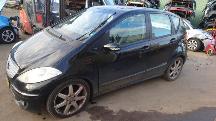 Mercedes A 2.0 A-200 5-Drs. Sloopvoertuig (2004, Zwart)