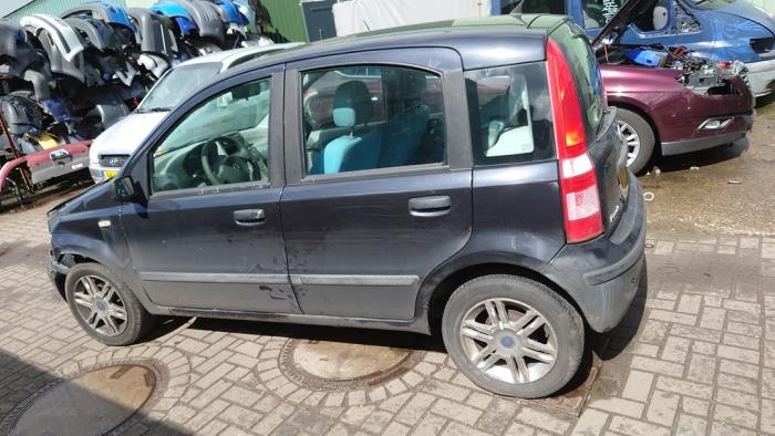 Fiat Panda 1.2 Fire Sloopvoertuig (2004, Zwart)