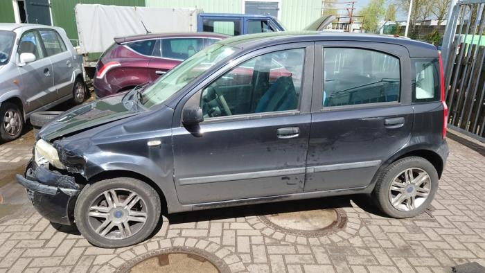 Fiat Panda 1.2 Fire Sloopvoertuig (2004, Zwart)