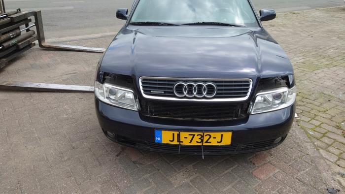 Audi A4 2.5 TDI V6 24V Quattro Sloopvoertuig (1999, Blauw)