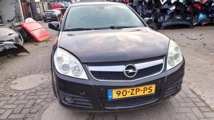 Opel Vectra C GTS 2.2 DIG 16V Sloopvoertuig (2008, Zwart)