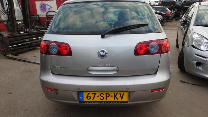 Fiat Croma 2.2 MPI 16V Sloopvoertuig (2006, Grijs)