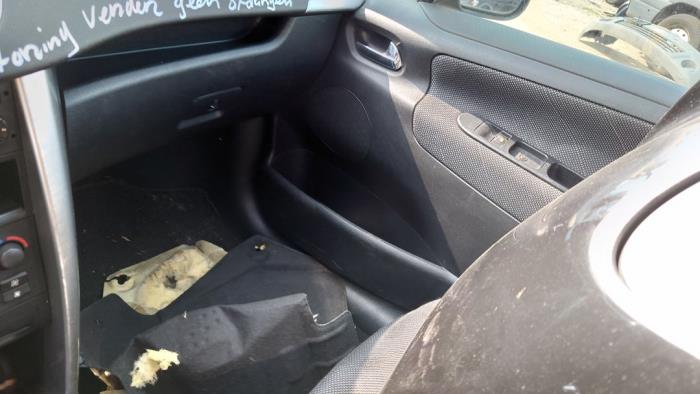 Peugeot 207/207+ 1.4 16V Sloopvoertuig (2006, Zwart)