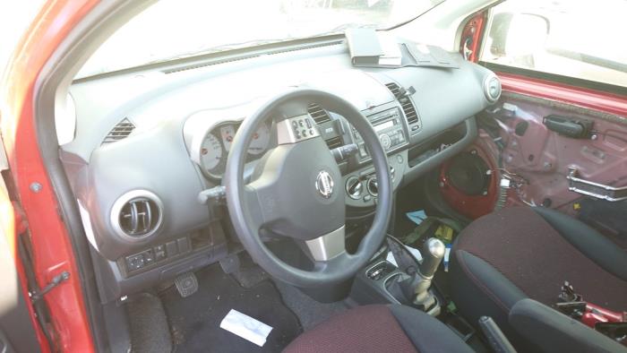 Nissan Note 1.4 16V Sloopvoertuig (2008, Rood)