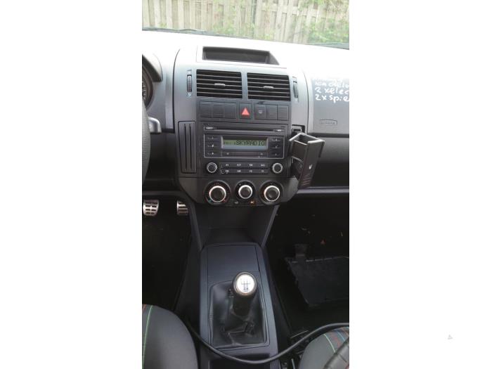 Volkswagen Polo IV 1.2 Sloopvoertuig (2005, Grijs)