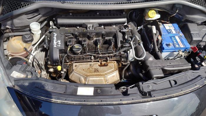 Peugeot 207/207+ 1.4 16V VTi Sloopvoertuig (2008, Zwart)