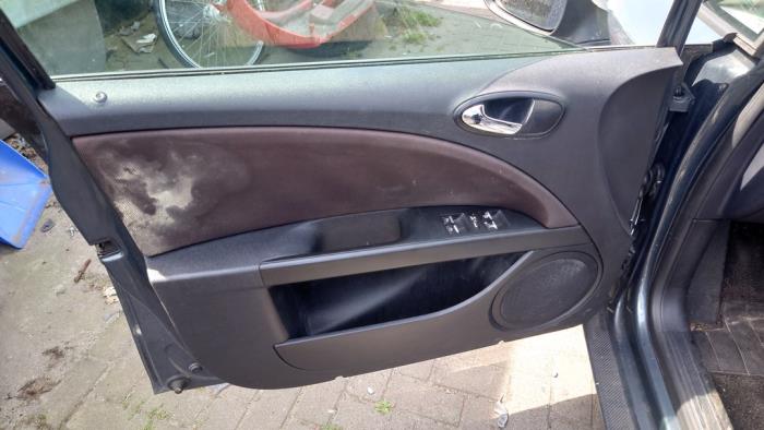 Seat Leon 2.0 FSI 16V Sloopvoertuig (2005, Grijs)