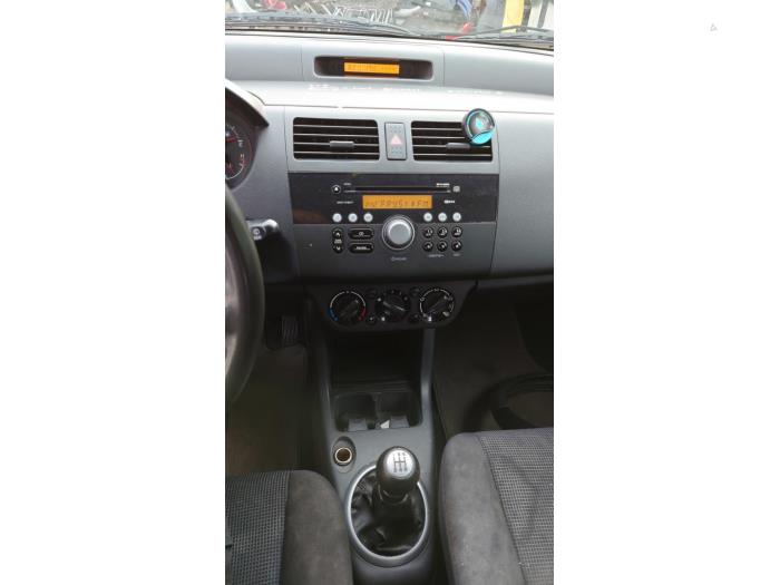 Suzuki Swift 1.3 VVT 16V Sloopvoertuig (2007, Rood)