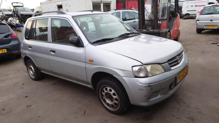 Mazda Demio 1.3 16V Sloopvoertuig (2000, Grijs)
