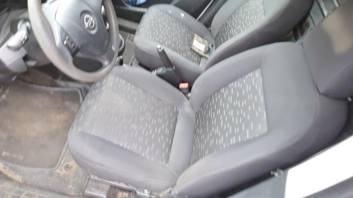 Opel Combo 1.3 CDTI 16V ecoFlex Sloopvoertuig (2012, Graniet)