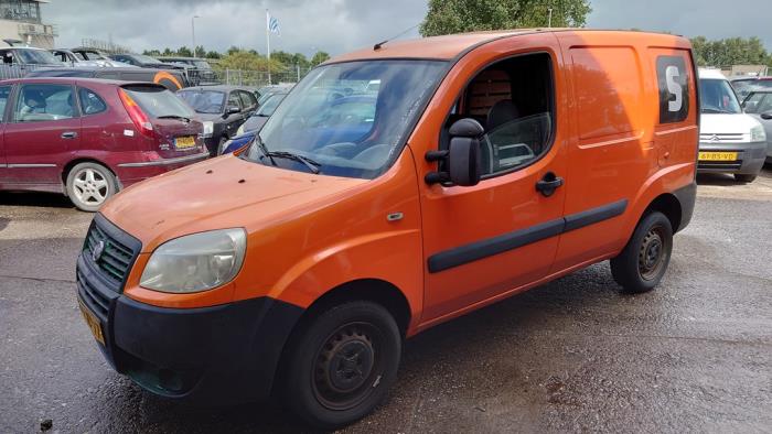 Fiat Doblo Cargo 1.3 D 16V Multijet DPF Sloopvoertuig (2010, Graniet)