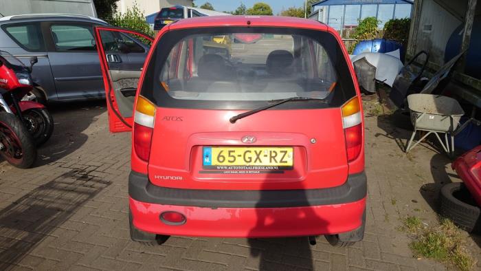 Hyundai Atos 1.0 12V Sloopvoertuig (2001, Rood)