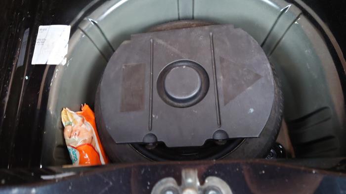 Volkswagen Up! 1.0 12V 60 Sloopvoertuig (2013, Zwart)