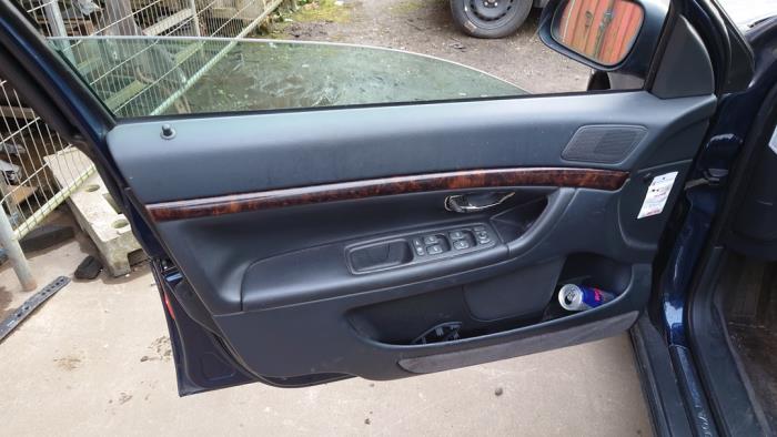 Volvo S80 2.4 SE 20V 170 Sloopvoertuig (1999, Blauw)