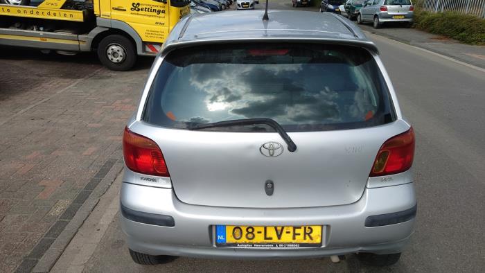 Toyota Yaris 1.3 16V VVT-i Sloopvoertuig (2003, Grijs)