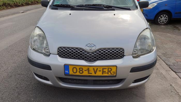 Toyota Yaris 1.3 16V VVT-i Sloopvoertuig (2003, Grijs)