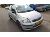 Toyota Yaris 1.3 16V VVT-i Sloopvoertuig (2003, Grijs)